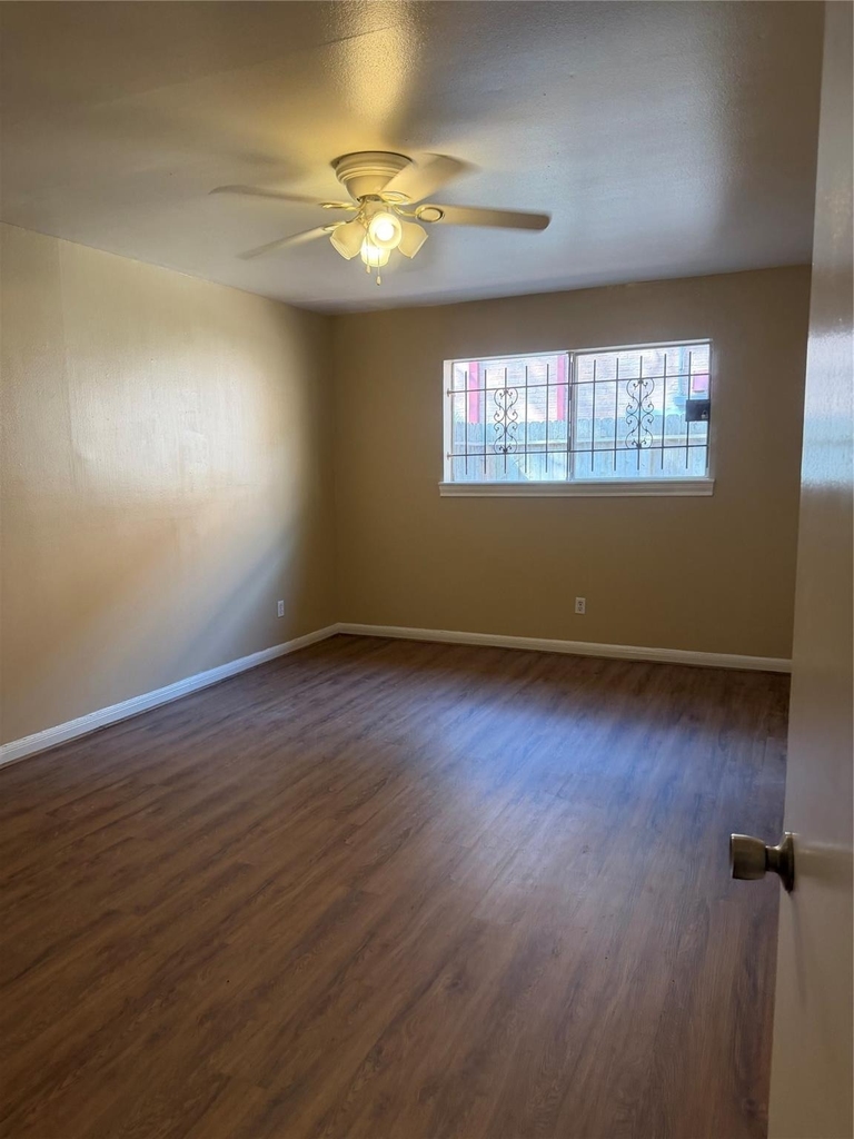 5212 Arboles Drive - Photo 2