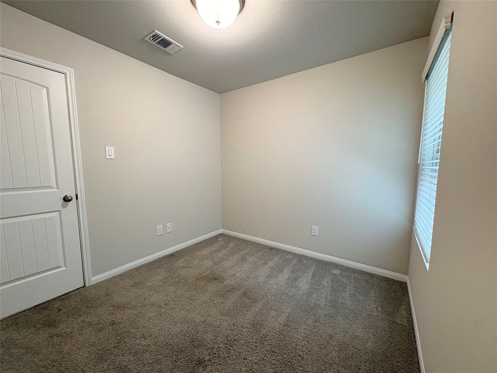 3216 Moore Avenue - Photo 5
