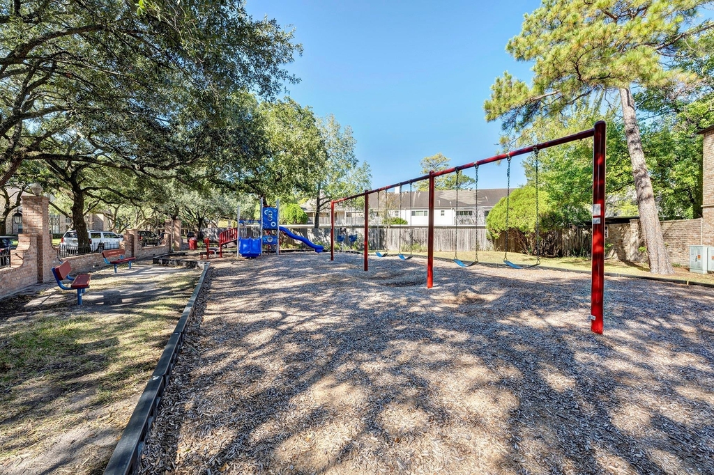 13012 Trail Hollow Drive - Photo 12