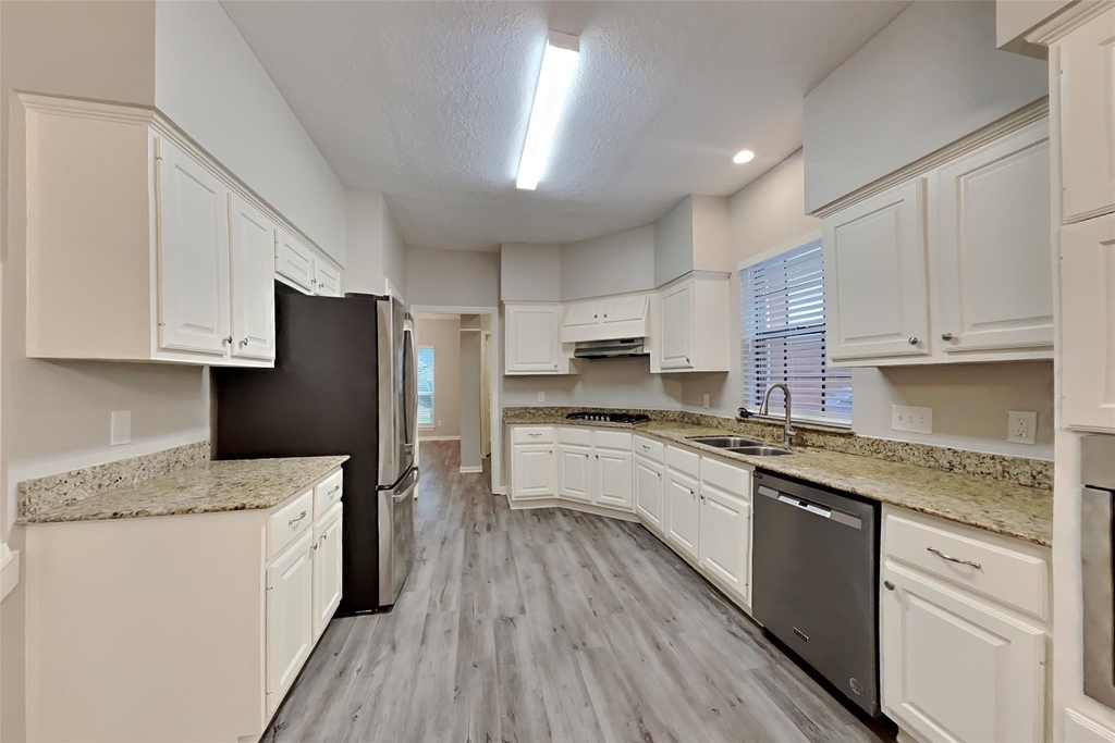 4627 Natural Bridge Drive - Photo 4