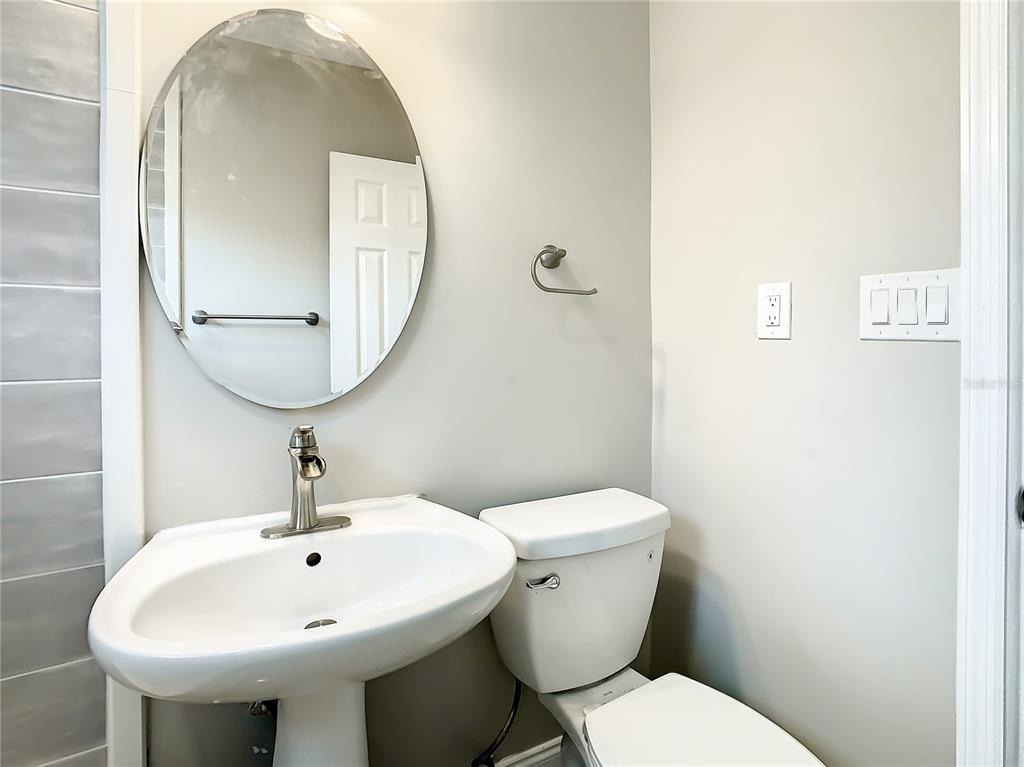 8111 30th Avenue N - Photo 25