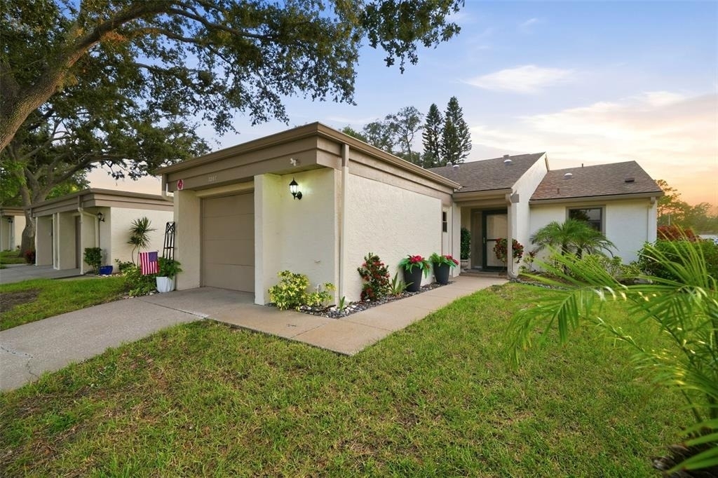 3207 Green Dolphin Street - Photo 0