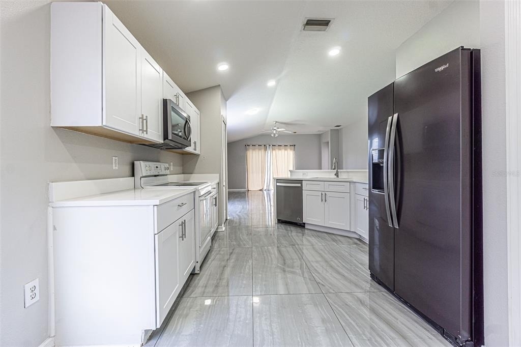 5553 Gallant Fox Court - Photo 3