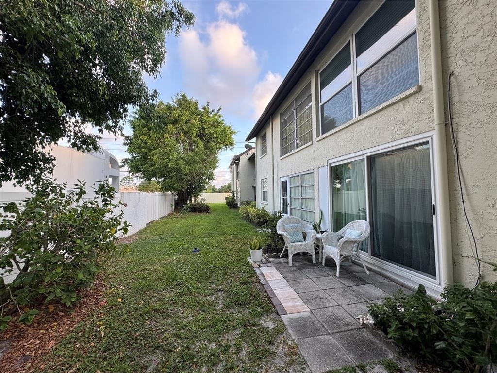 1100 E Bay Drive - Photo 28