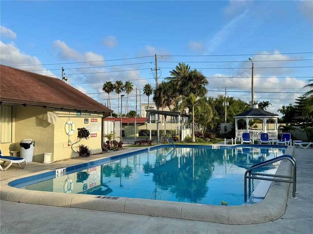 1100 E Bay Drive - Photo 40