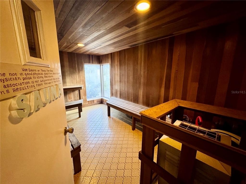 1100 E Bay Drive - Photo 37