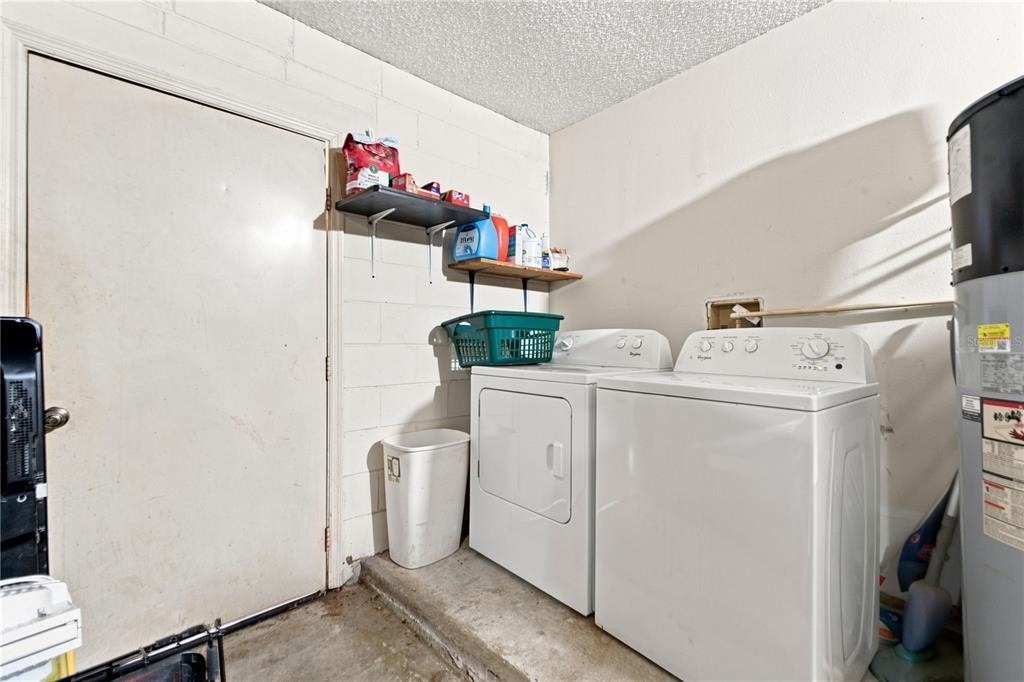 3944 Ne 7th Street - Photo 25