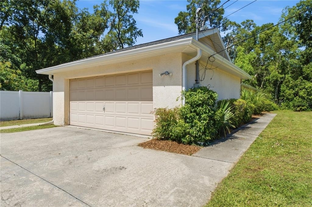 3944 Ne 7th Street - Photo 28