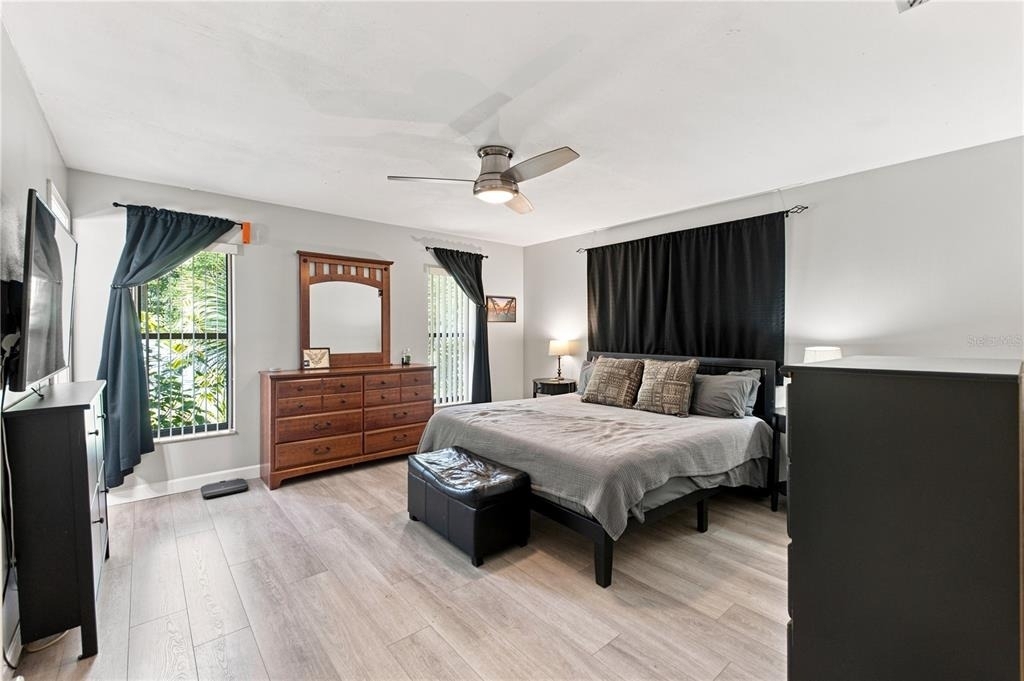 3944 Ne 7th Street - Photo 13