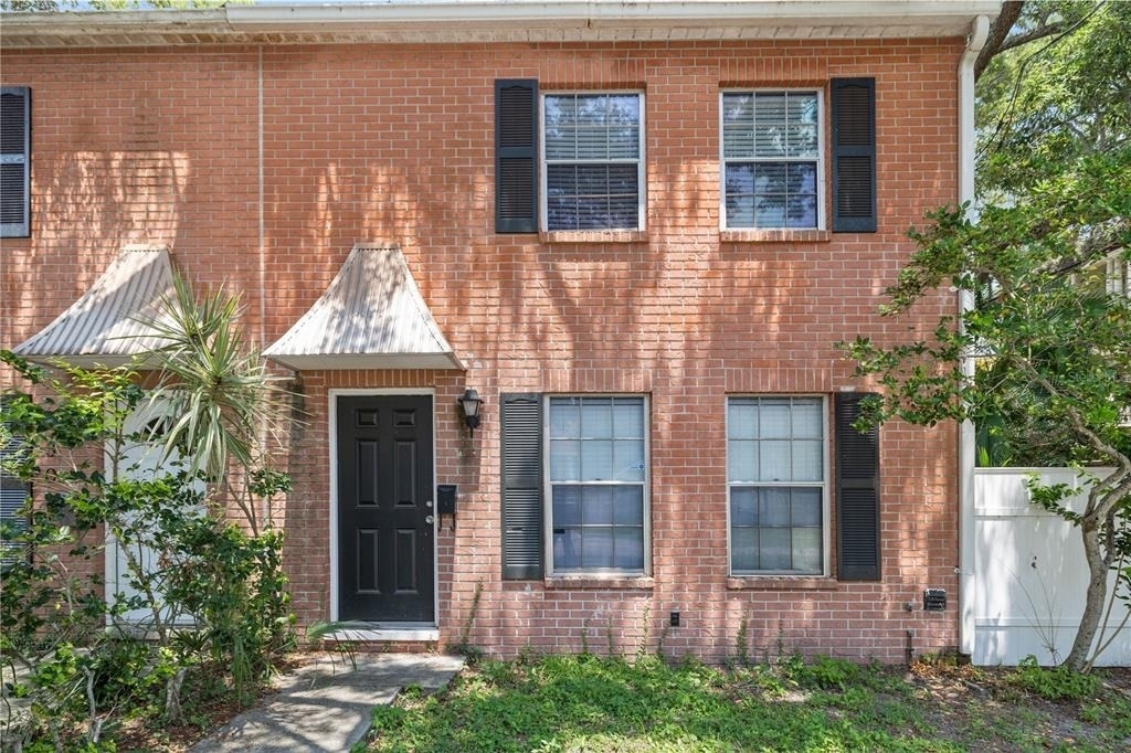 310 S Church Avenue - Photo 1