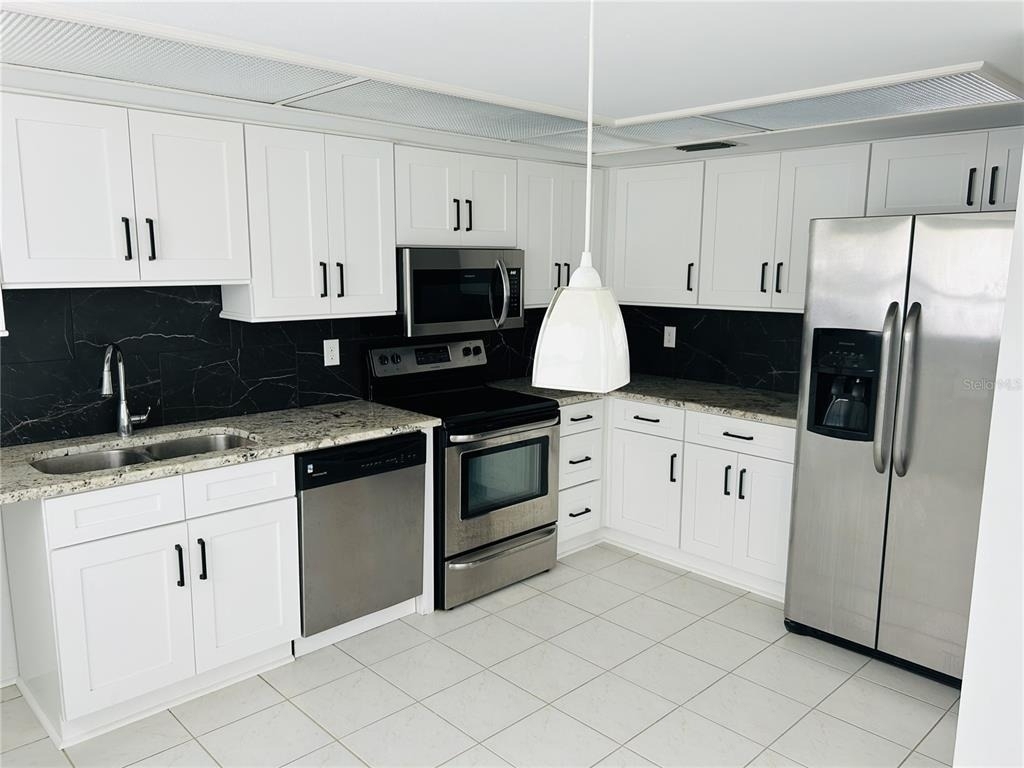 60 Kay Court - Photo 5
