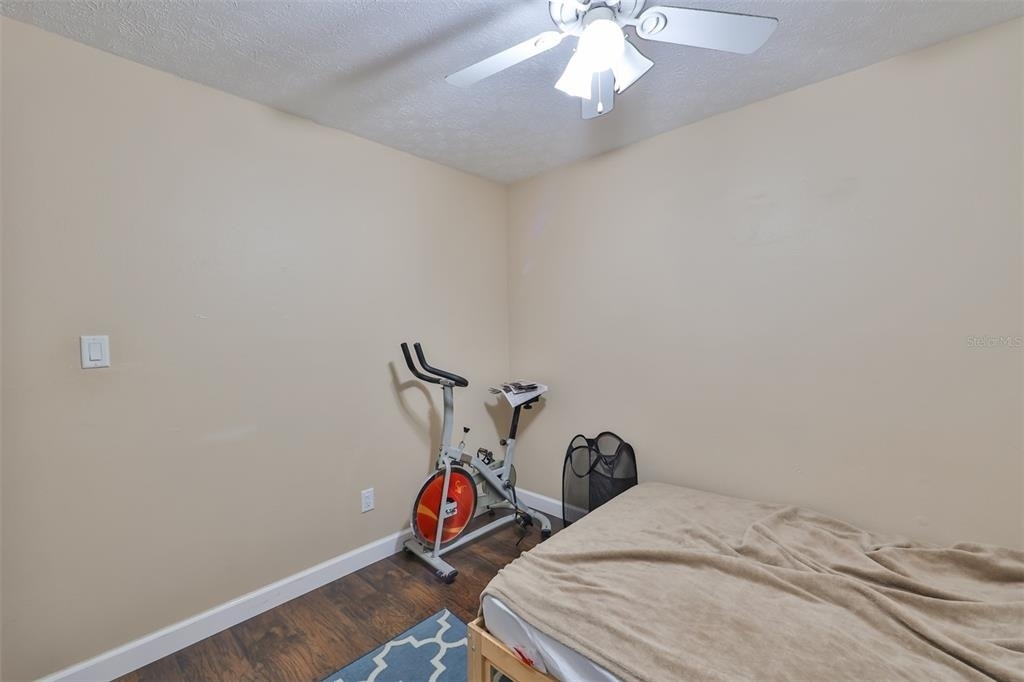 103 N Kingsway Road - Photo 13