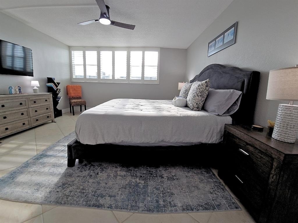 7560 Bay Island Drive S - Photo 14