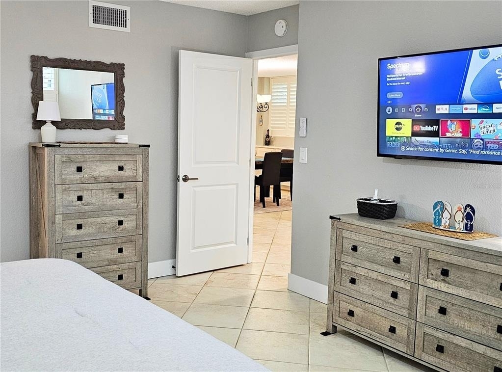 7560 Bay Island Drive S - Photo 29