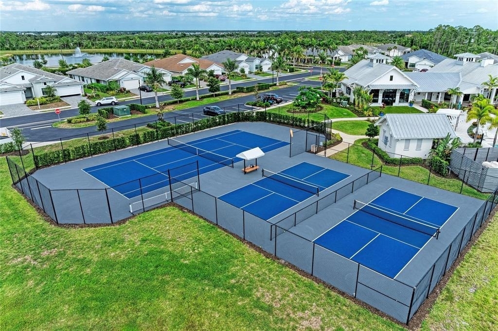18530 Midsummer Place - Photo 97