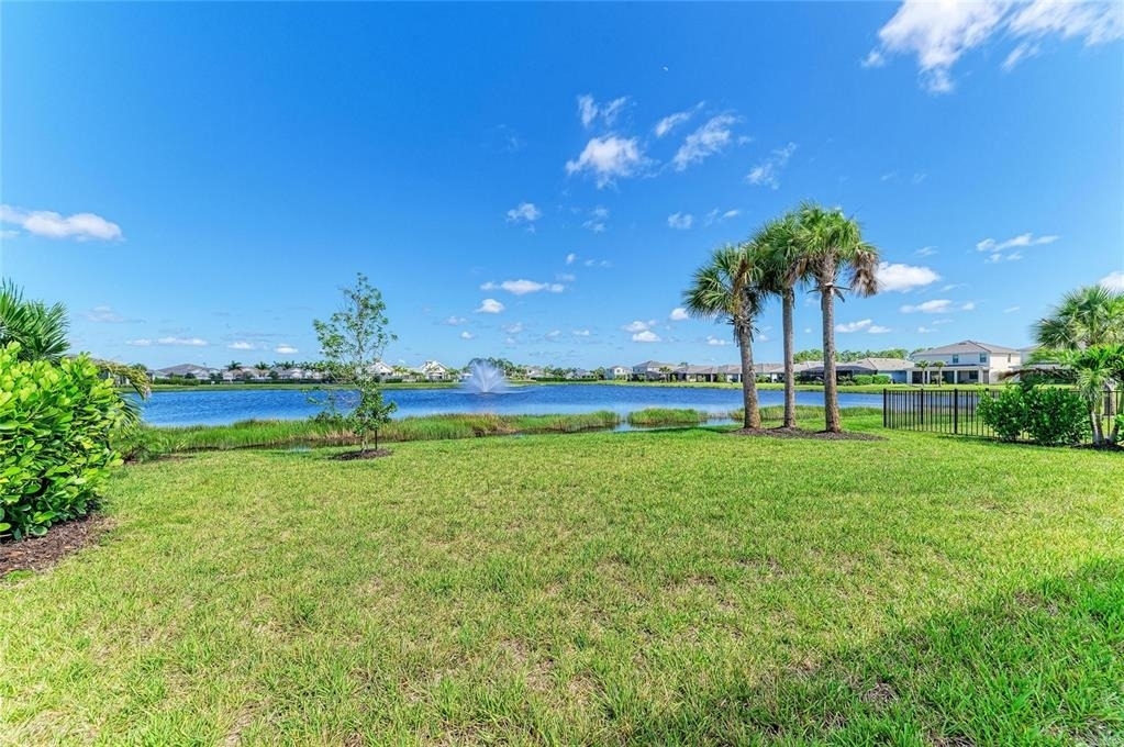 18530 Midsummer Place - Photo 44