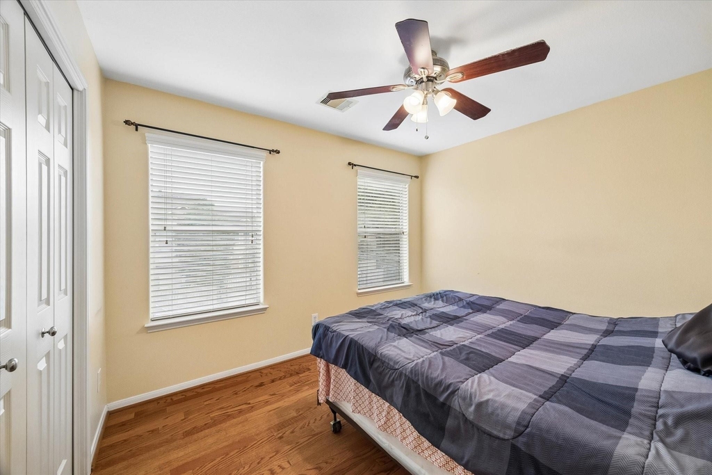 2201 Naomi Street - Photo 9