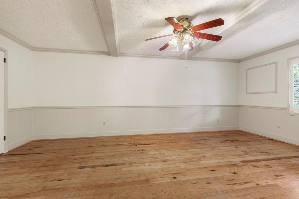 8215 Winding Hill Lane - Photo 30