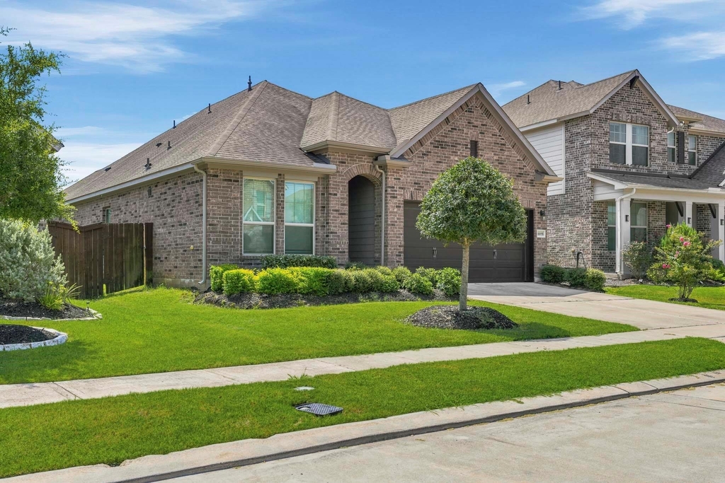 10055 Napier Drive - Photo 2