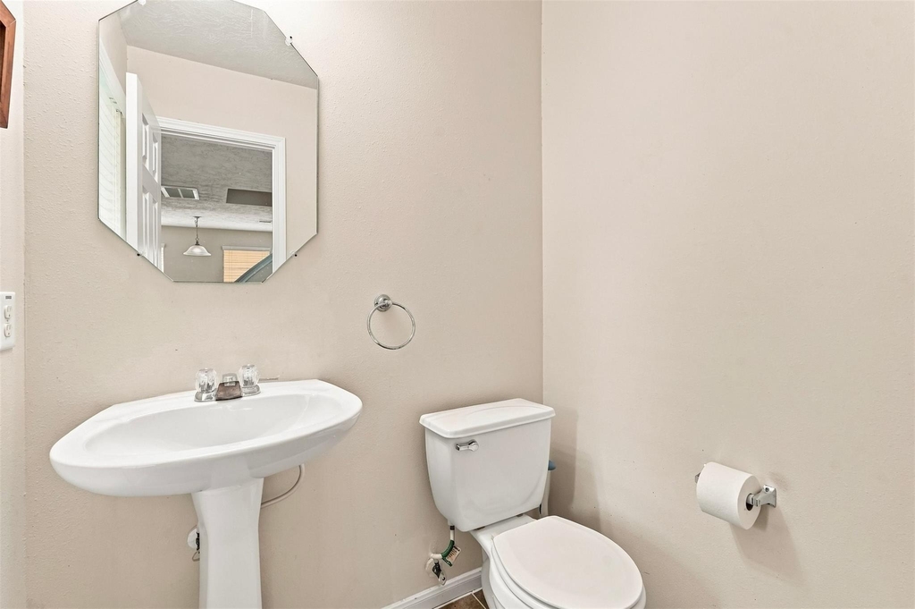 12563 Chiswick Road - Photo 20