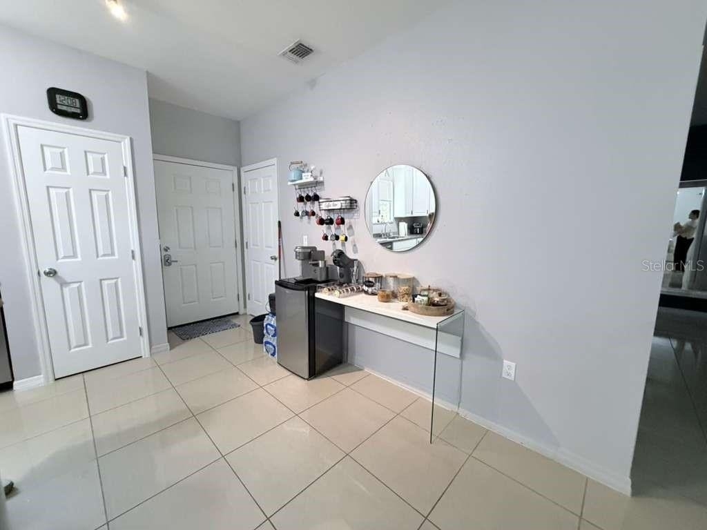 1818 Sunny Street - Photo 4