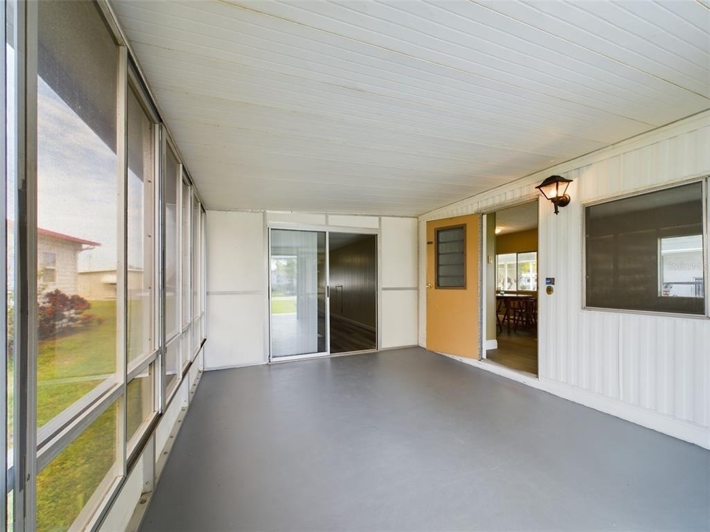 3502 Delaware Avenue - Photo 13