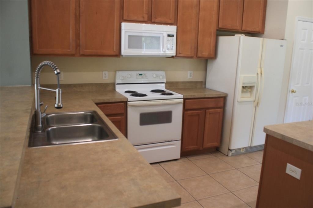 3020 Eagle Crossing Drive - Photo 9