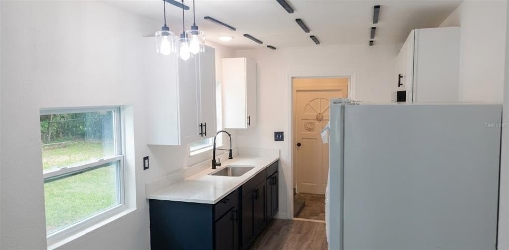 1412 Laurel Street - Photo 2