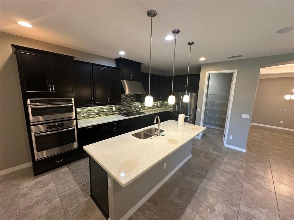 14212 Sunridge Boulevard - Photo 2