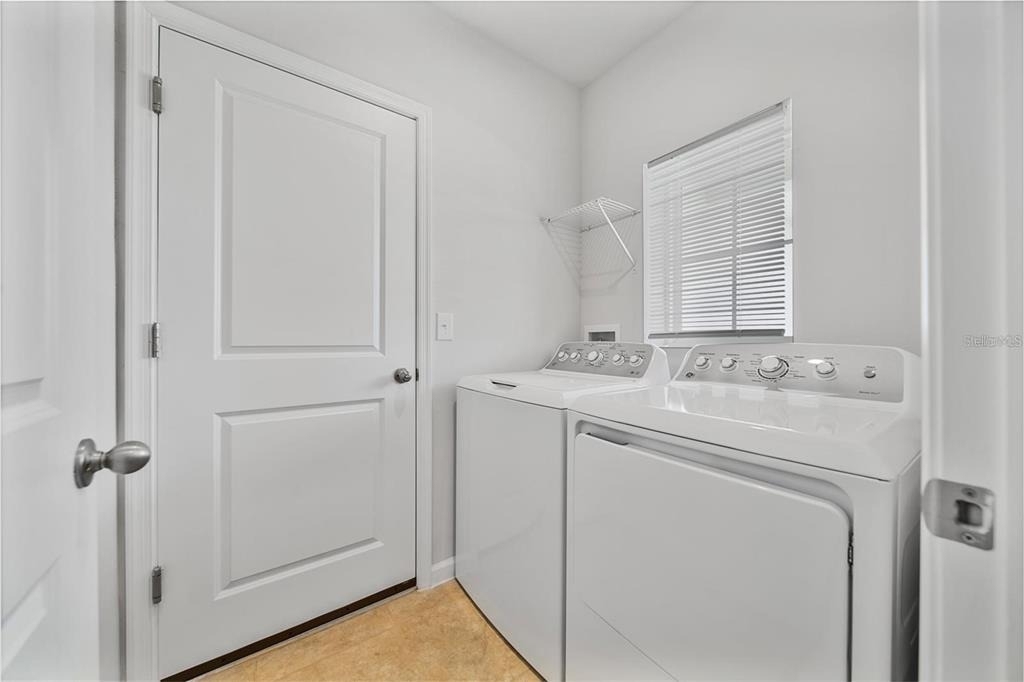 5736 Mast Avenue - Photo 17