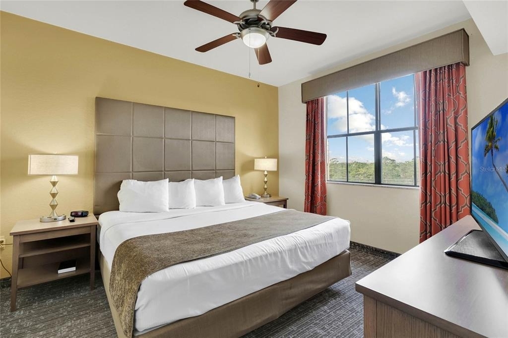 12544 Floridays Resort Drive - Photo 11