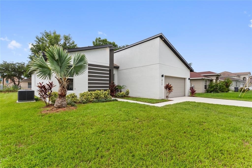 412 Lark Court - Photo 1