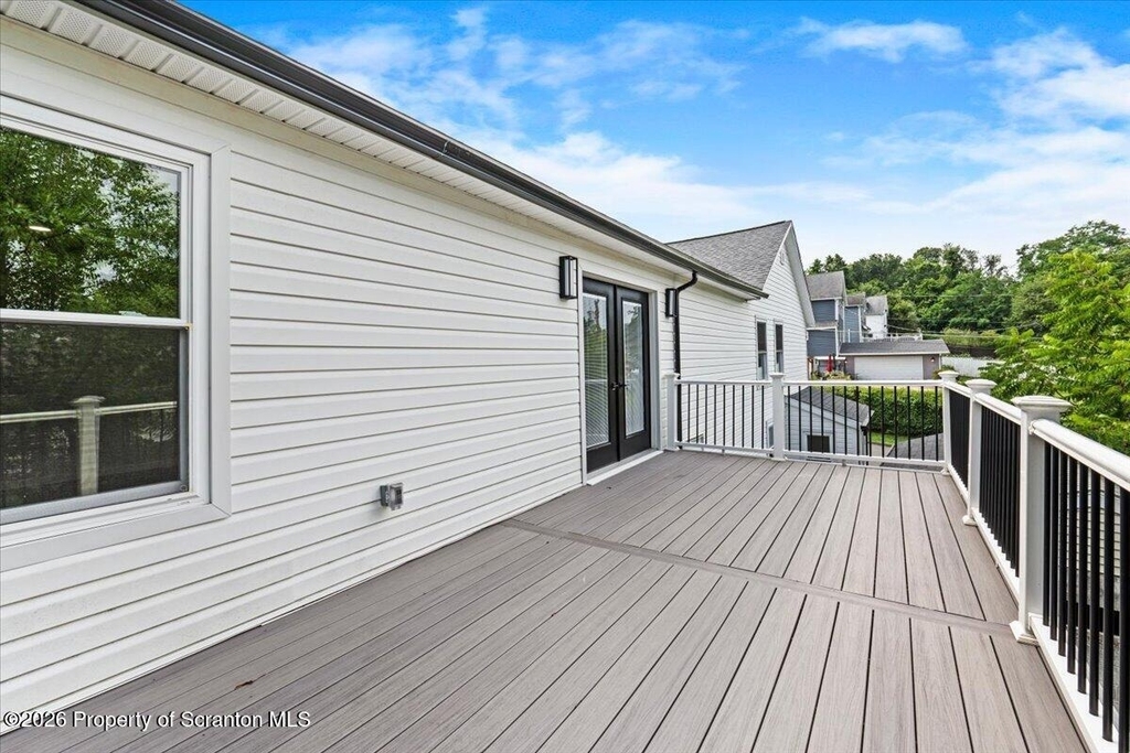 523 Meyers Street - Photo 19