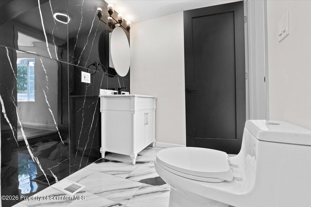 523 Meyers Street - Photo 15