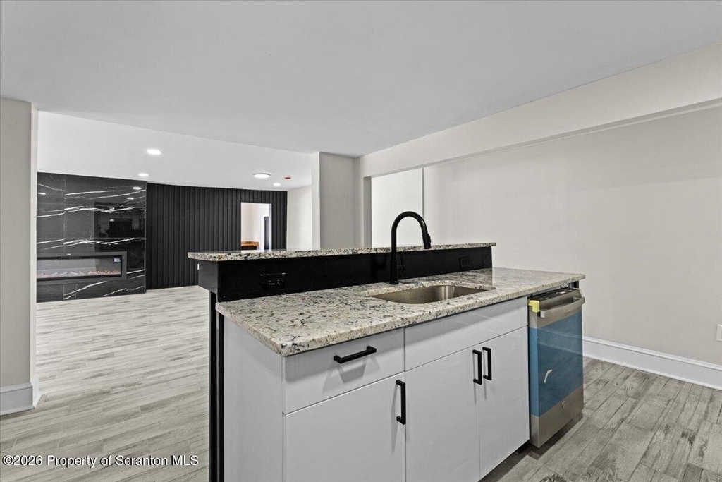 523 Meyers Street - Photo 10