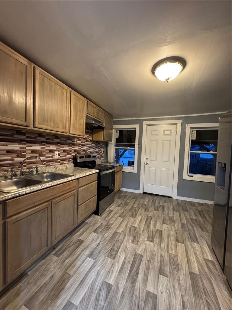 333 N Law Street - Photo 2