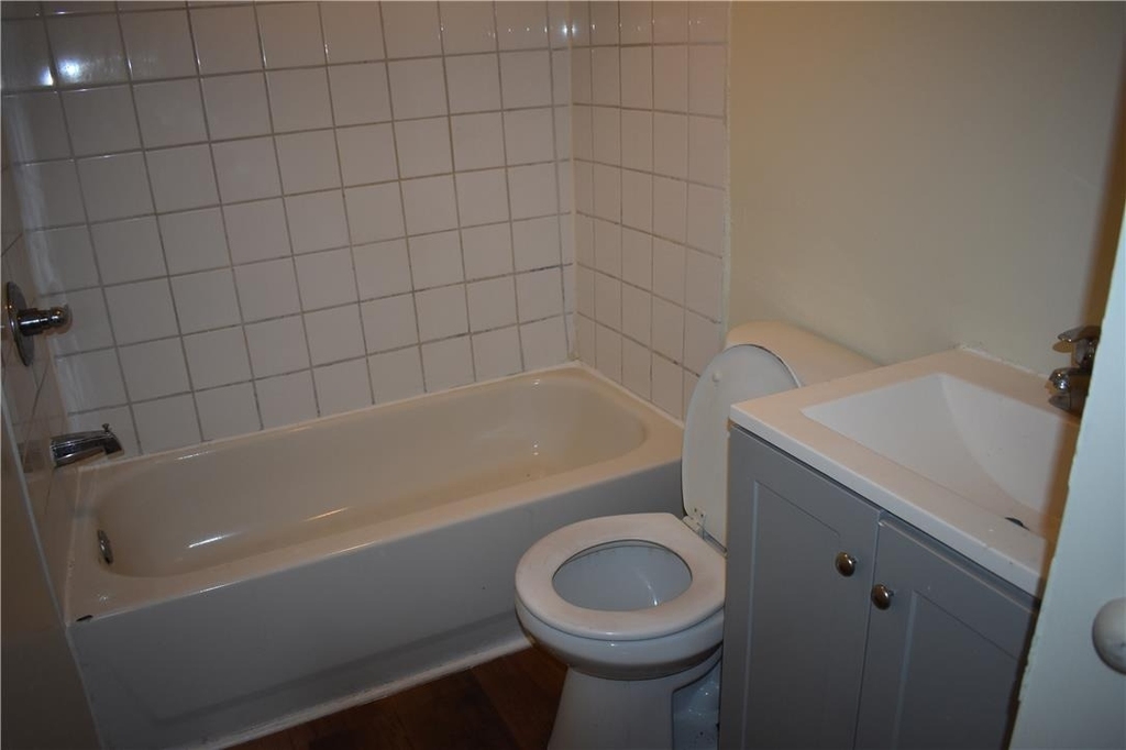 201 N. 6th - Photo 5