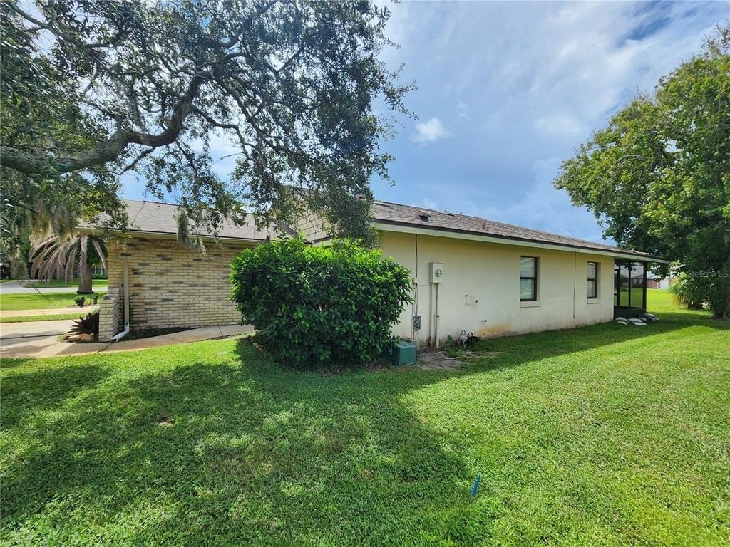 322 Paradise Lane - Photo 2