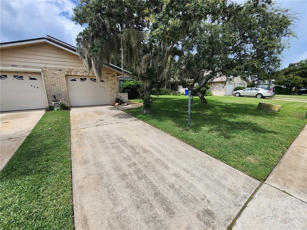 322 Paradise Lane - Photo 1