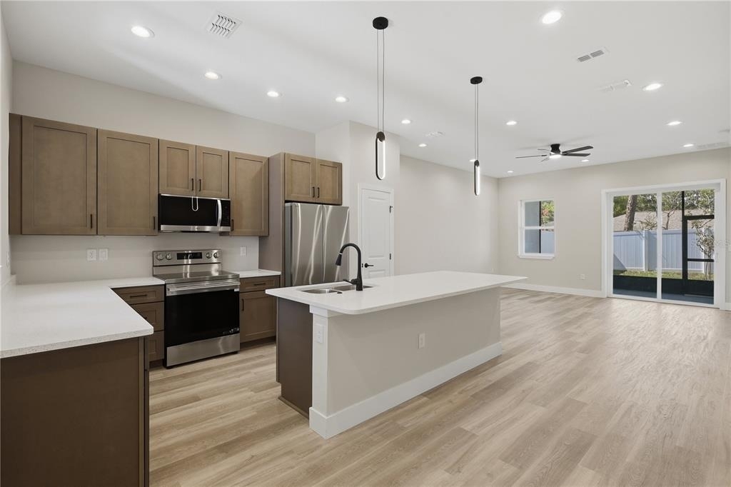 4 Slator Court - Photo 4