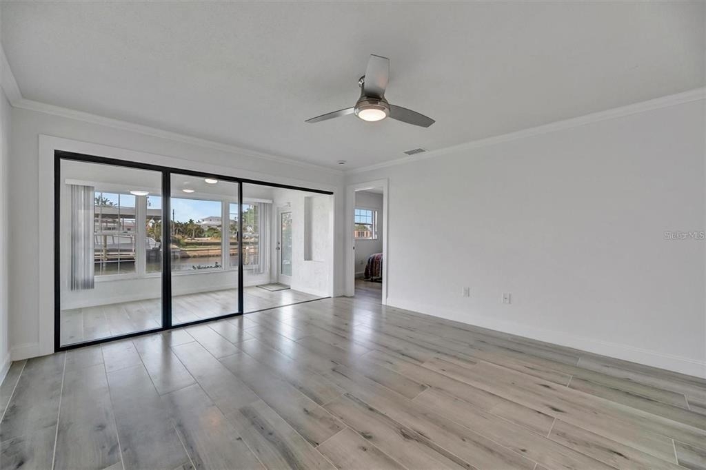 9819 Hernando Court - Photo 10