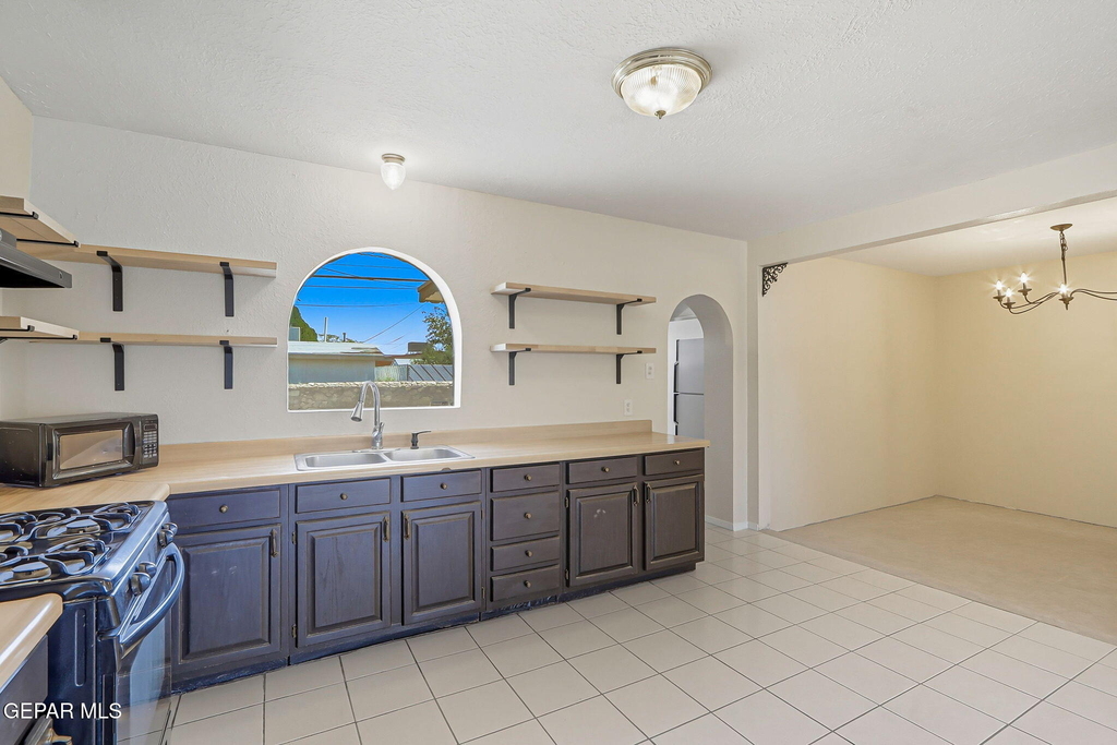400 De Vargas Drive - Photo 7