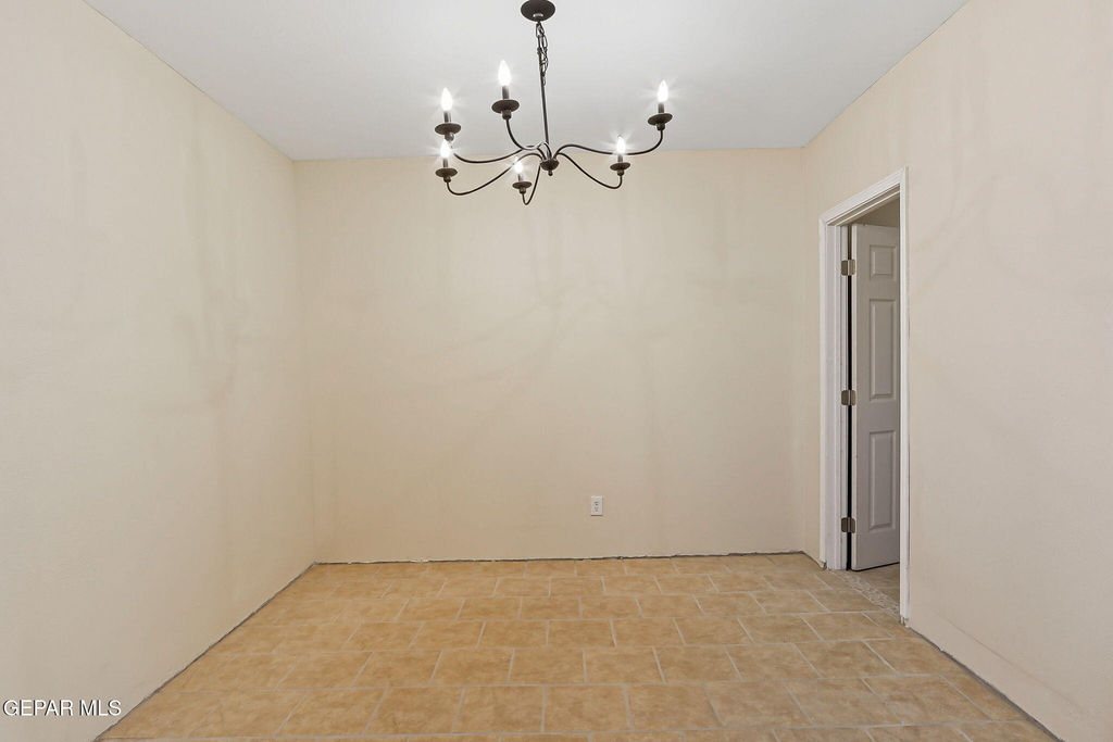 400 De Vargas Drive - Photo 9
