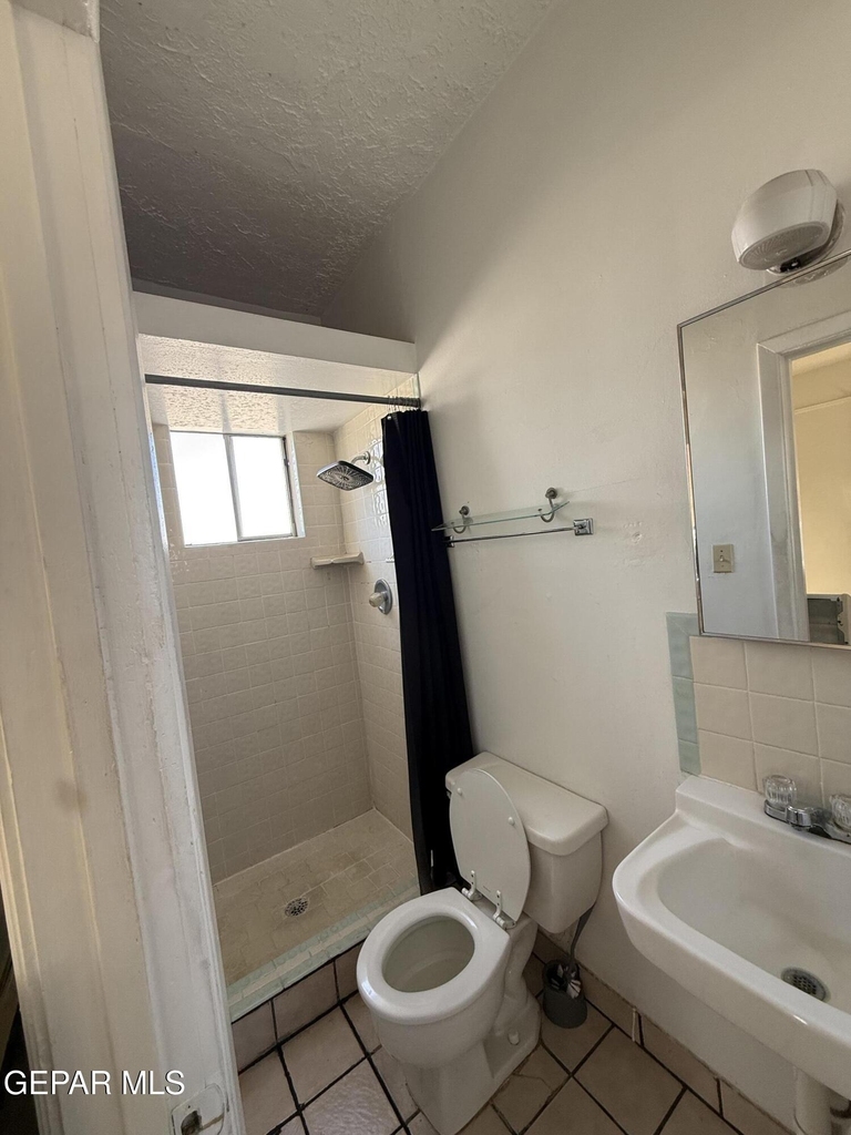 1526 Yandell Drive - Photo 1