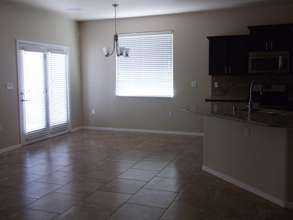 857 Blue Park Avenue - Photo 4