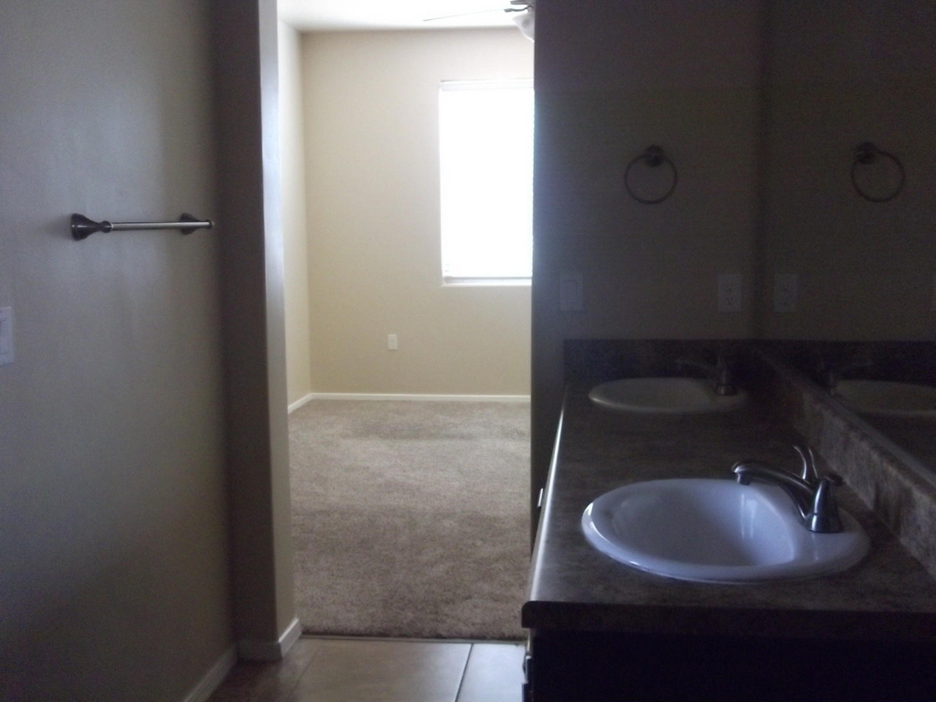 857 Blue Park Avenue - Photo 14