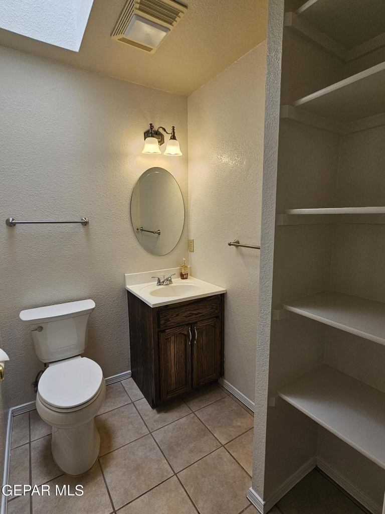 5644 Prince Edward Avenue - Photo 25