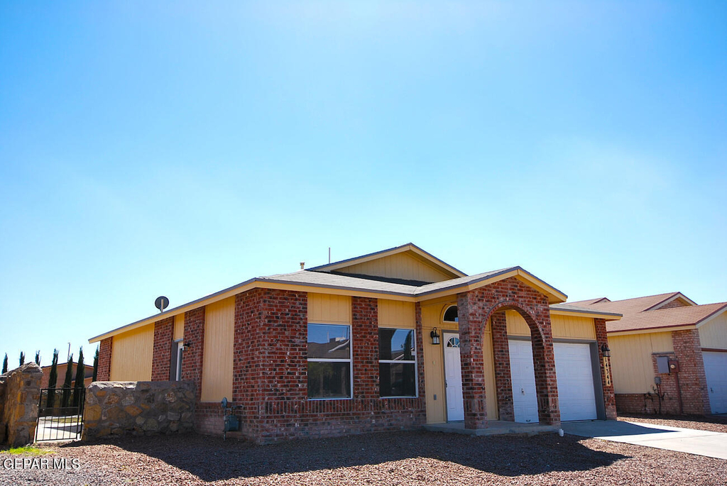 14344 Venecia Drive - Photo 1