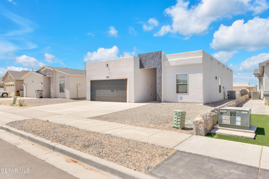 14423 Kayla Mia Drive - Photo 1