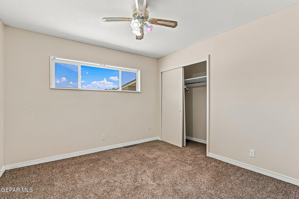 4233 Hampshire Lane - Photo 29